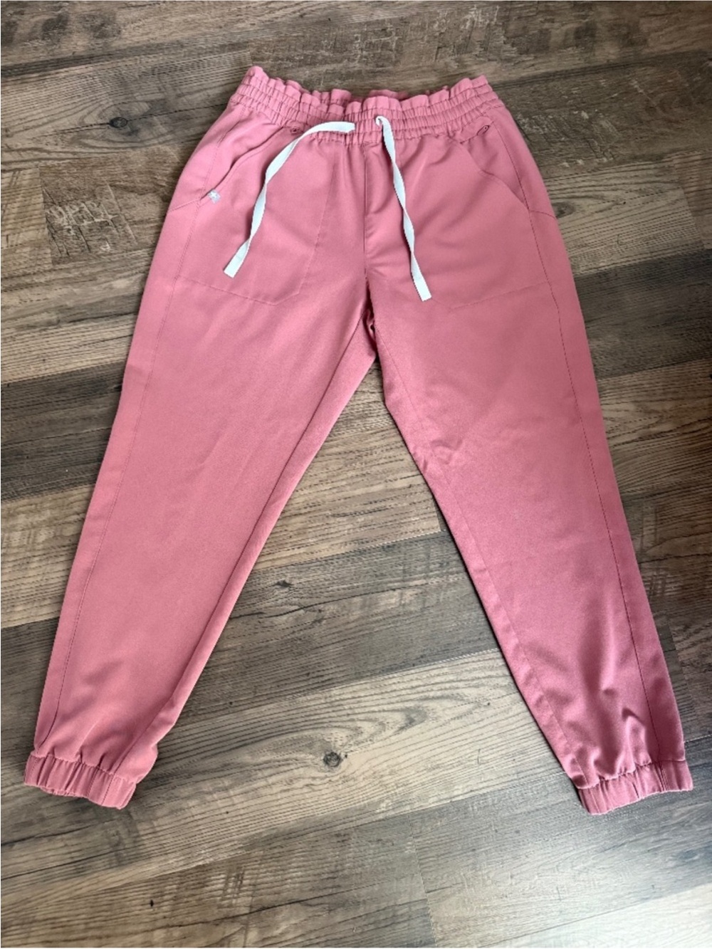 Figs “Regina” Mauve Pink Women's Jogger scrub pants